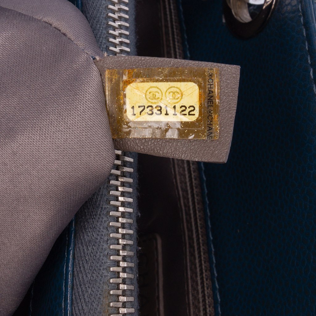 Chanel Caviar Grand Shopping Tote - 5