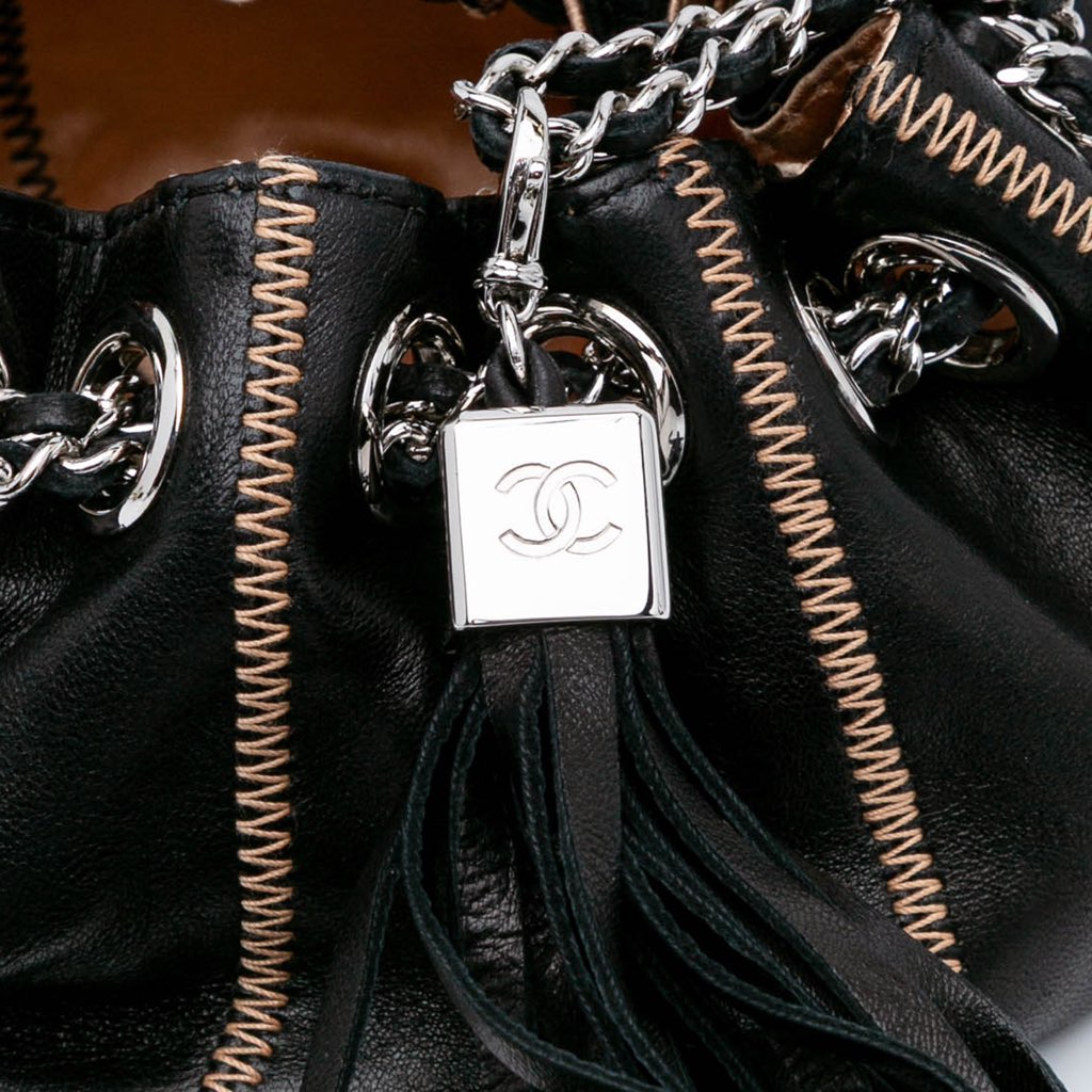 Chanel Mini Lambskin and Satin Reversible Sac Cordon - Detail 1