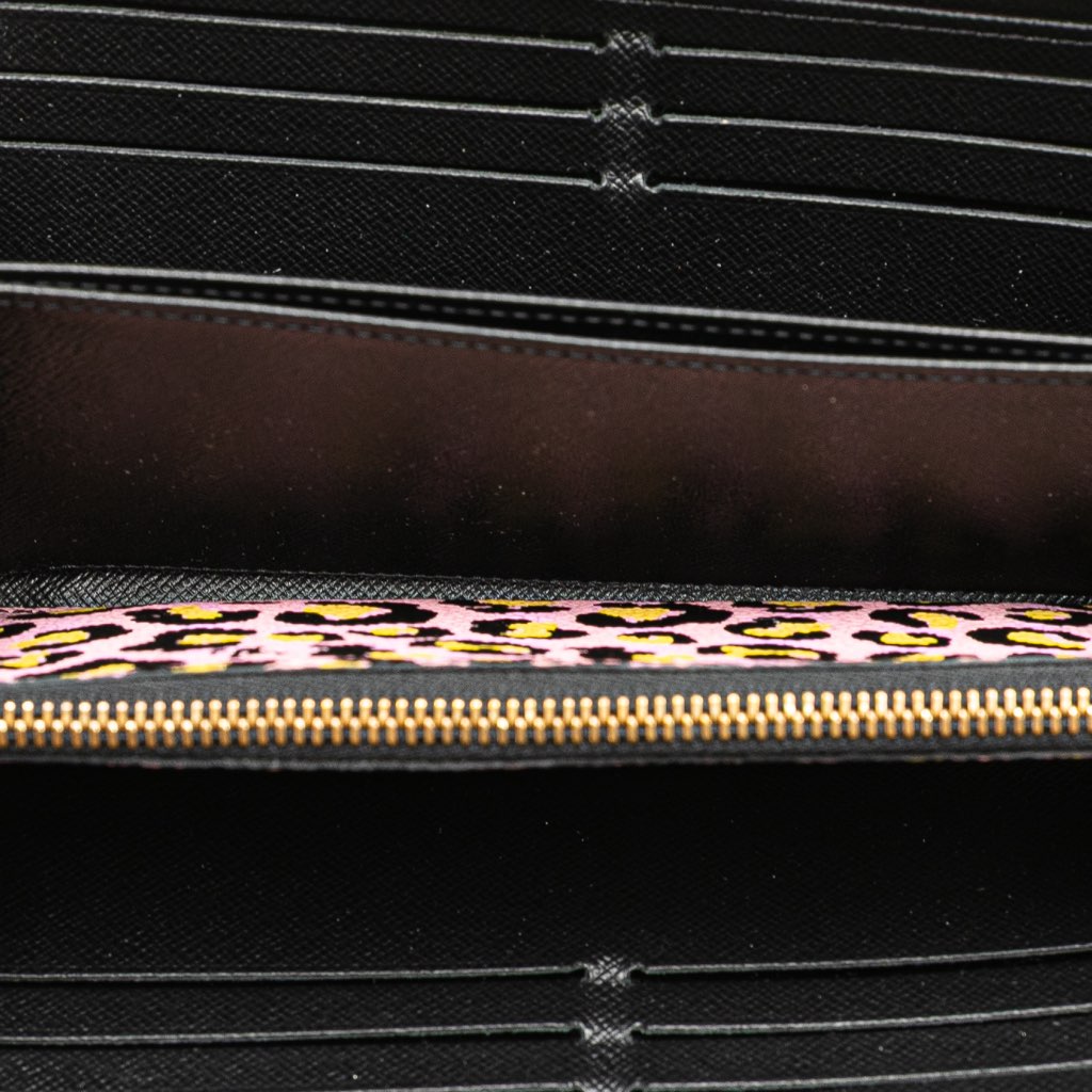 Louis Vuitton Monogram Giant Wild At Heart Zippy Wallet - 4