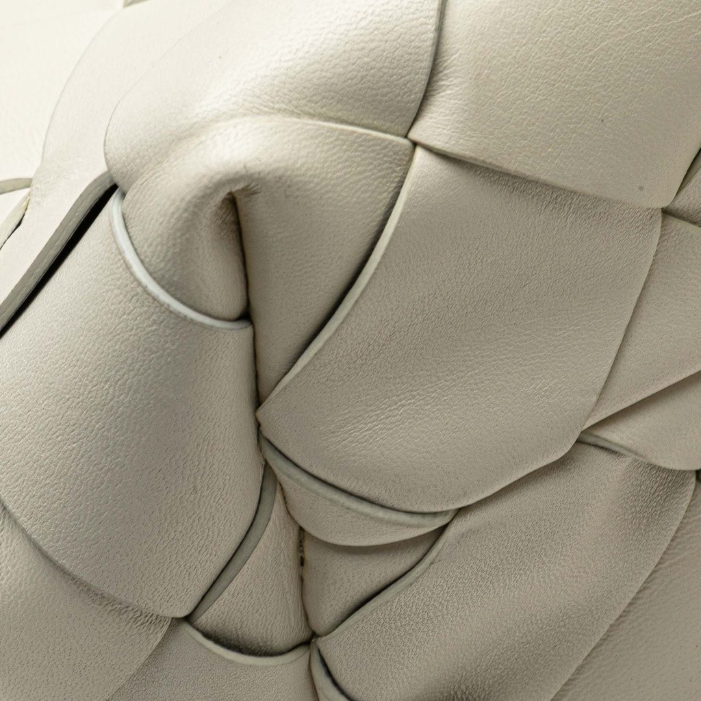 Bottega Veneta Small Lambskin Intrecciato Cabat Tote - Detail 1