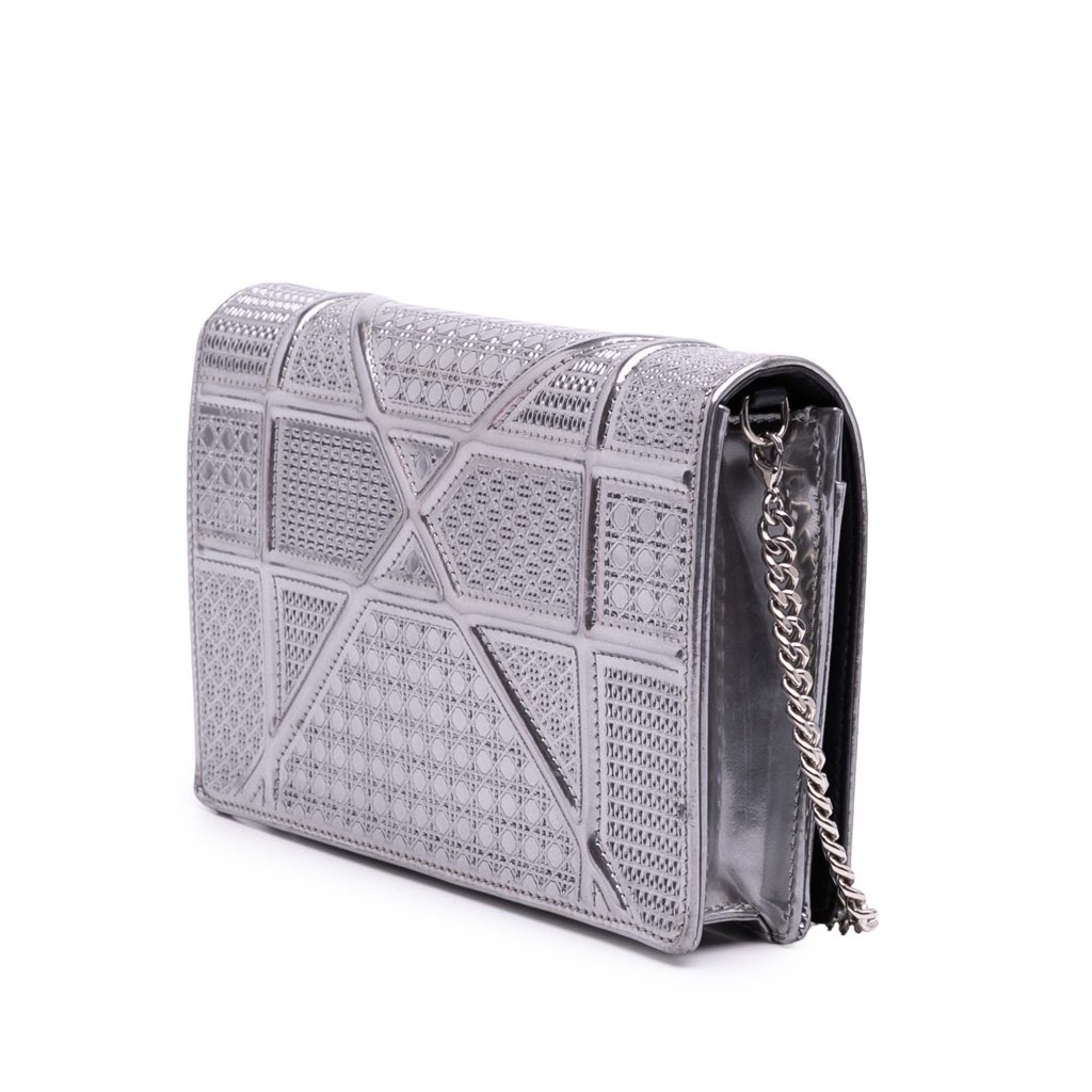 Dior Metallic Patent Microcannage Diorama Wallet on Chain - 2