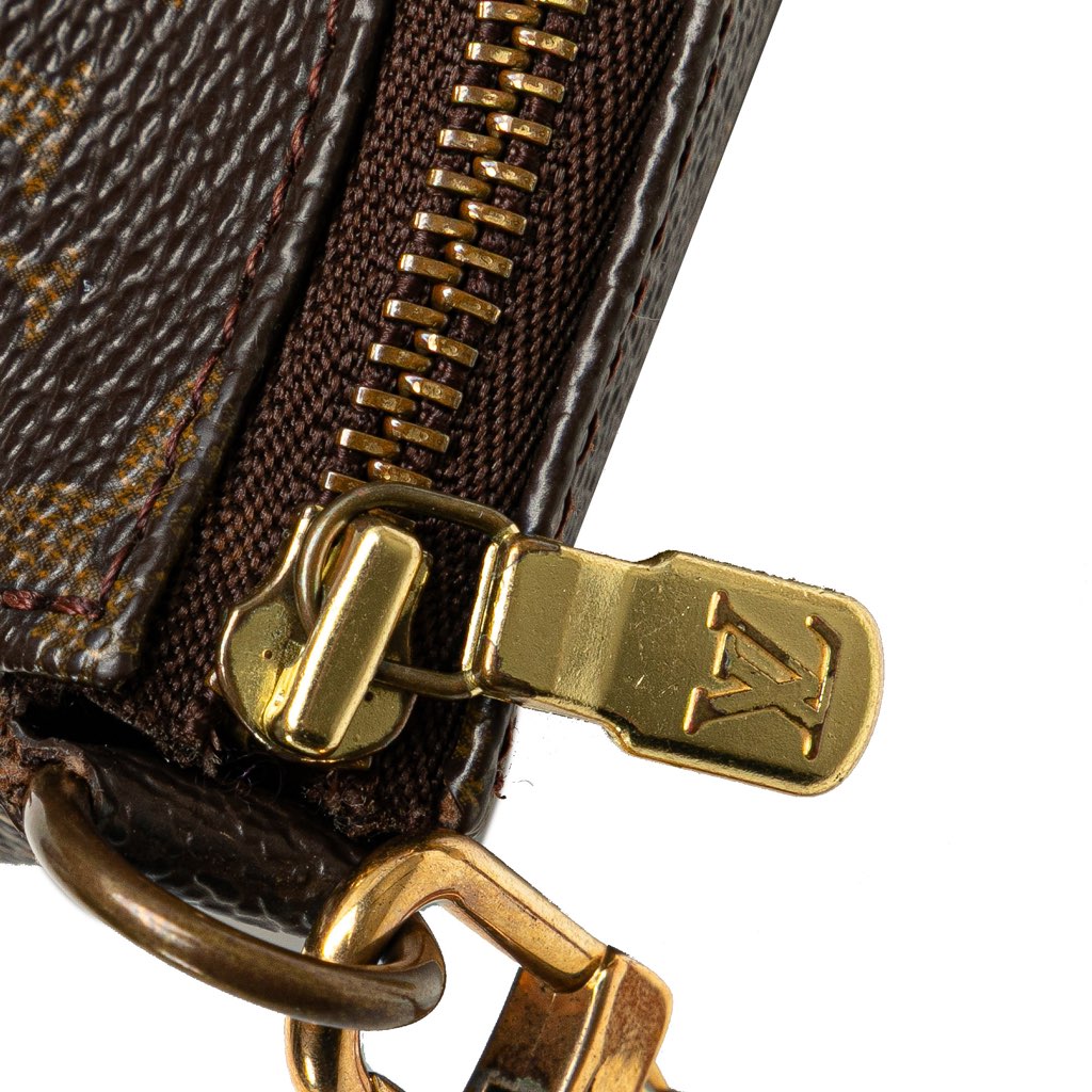 Louis Vuitton Monogram Pochette Accessoires - Detail 2