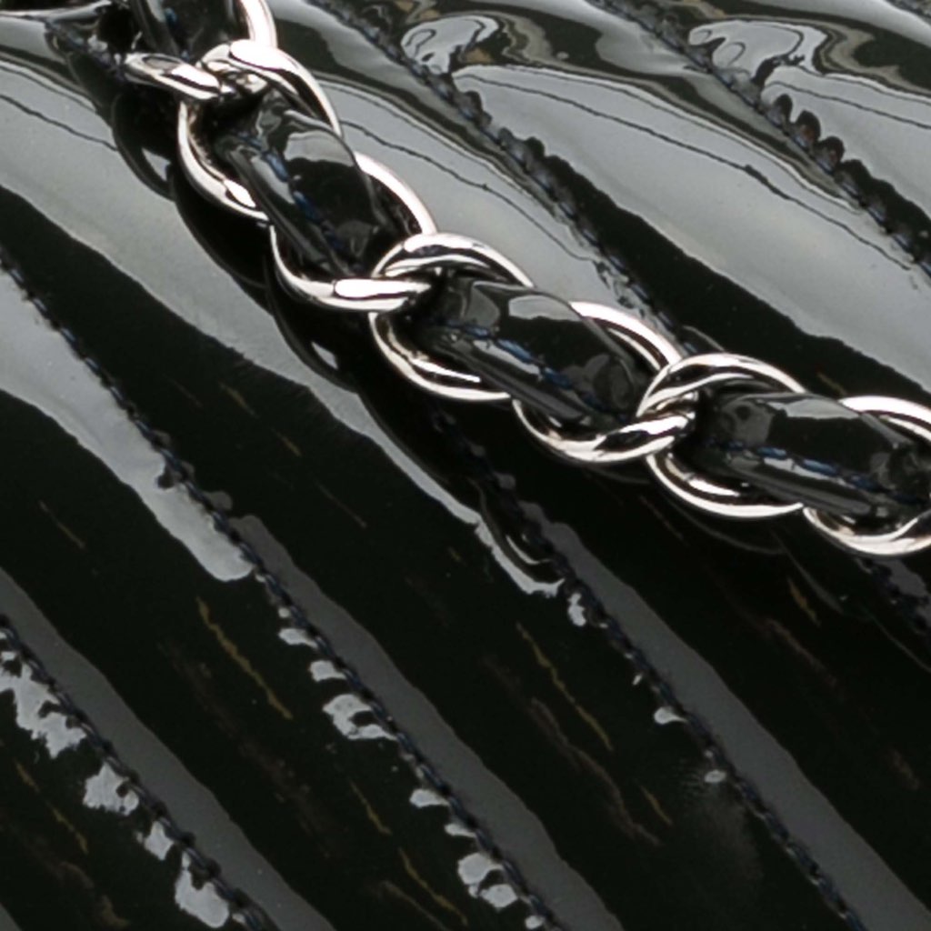 Chanel Mini Rectangular Classic Chevron Patent Single Flap - Detail 2