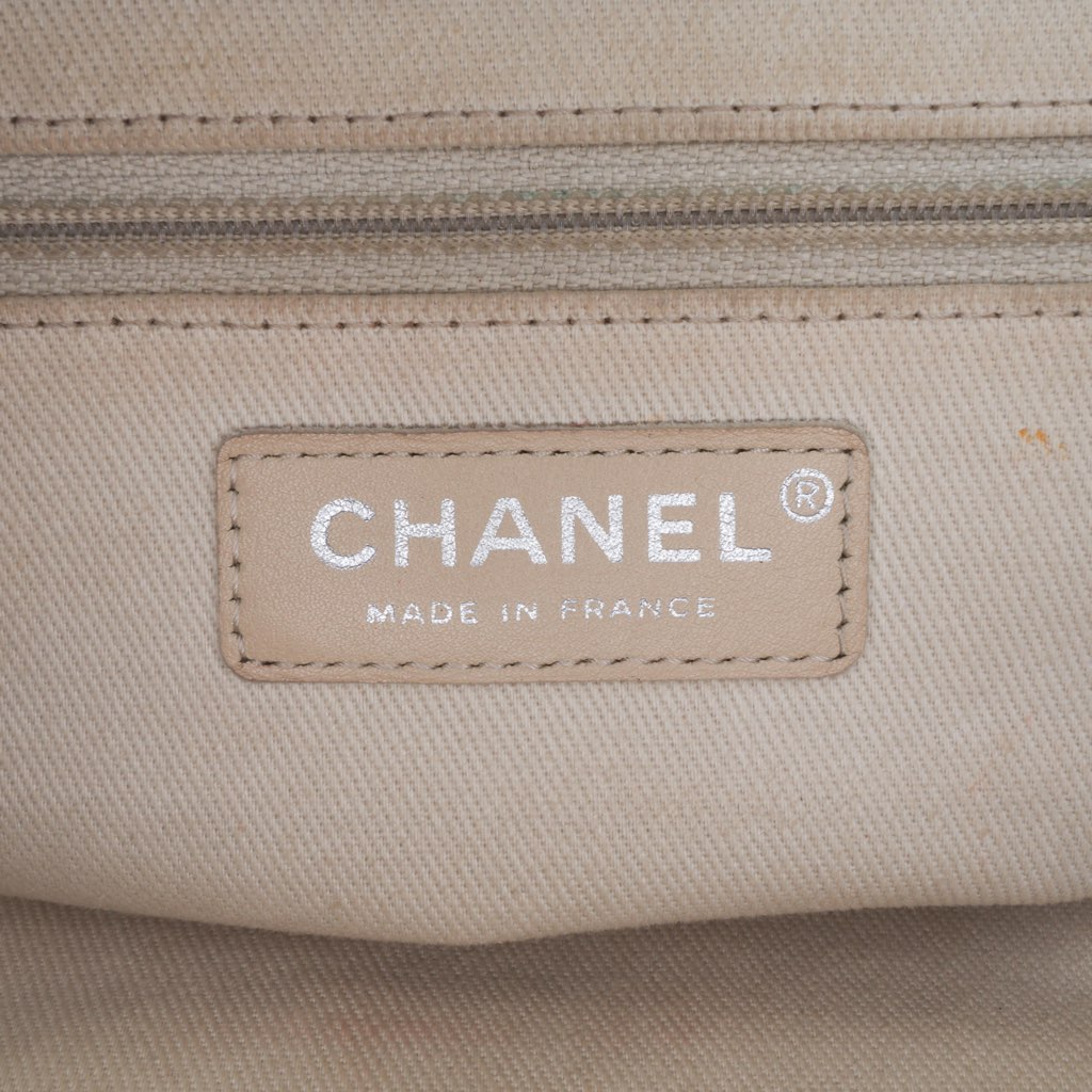 Chanel CC Quilted Caviar Frame Shopping Tote - 5