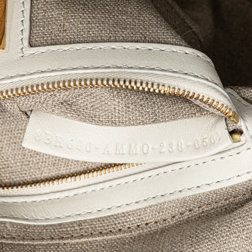 Fendi Paint Your Own Baguette Canvas Baguette with Painting Kit - Detail 1