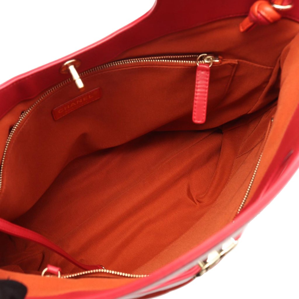 Chanel Large Quilted Lambskin 31 Shopping Bag - 3