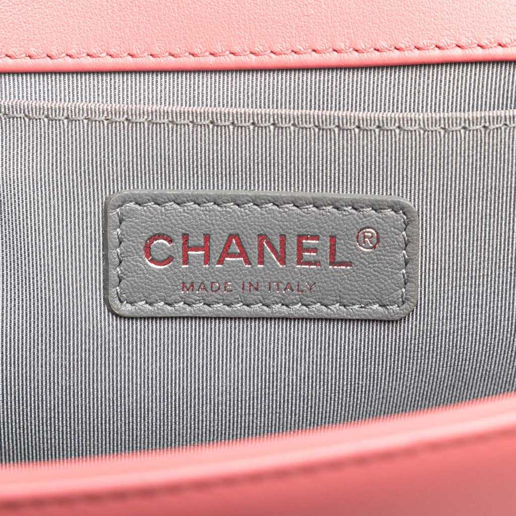 Chanel Old Medium Chevron Lambskin Boy Flap - 5