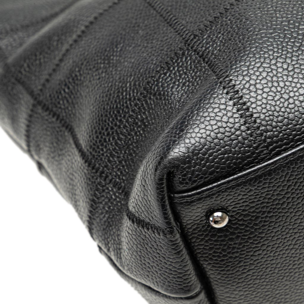 Chanel Caviar Choco Bar Tote - Image 10