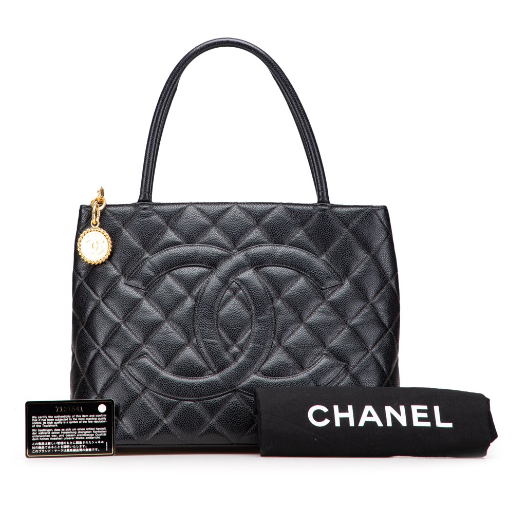 Chanel Caviar Medallion Tote - Image 15