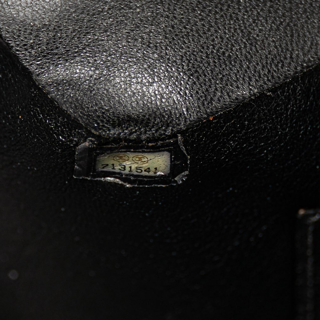 Chanel Caviar Medallion Tote - Detail 1