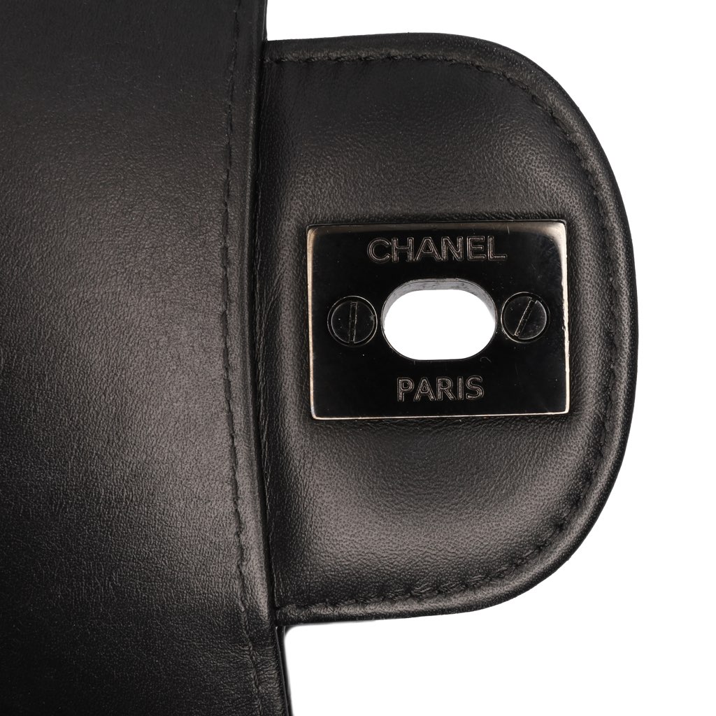 Chanel Mini Square Classic Patent So Black Single Flap - Detail 2