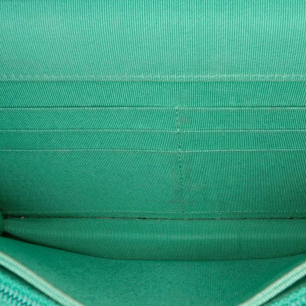 Chanel Quilted Boucle Tweed Robot Charm Wallet On Chain - 4