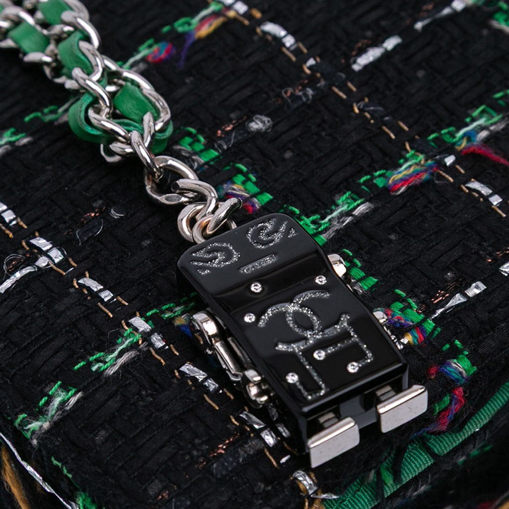Chanel Quilted Boucle Tweed Robot Charm Wallet On Chain - Image 11