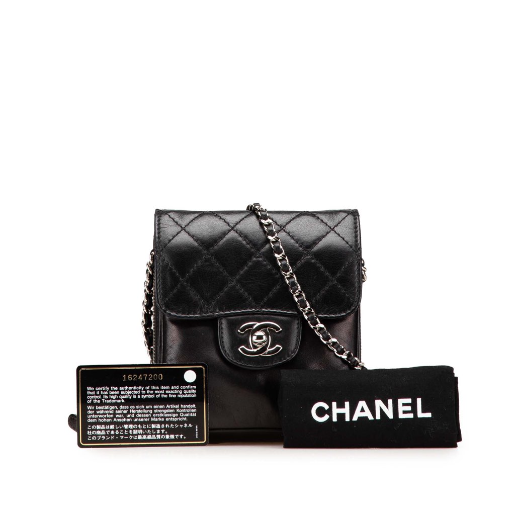 Chanel CC Quilted Lambskin Clams Wallet on Chain - Image 15