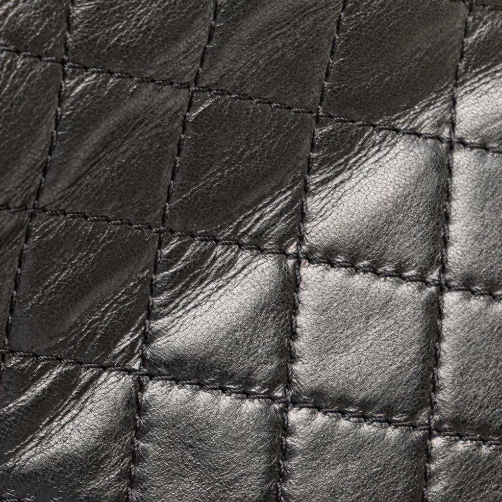 Chanel CC Quilted Lambskin Clams Wallet on Chain - Detail 2