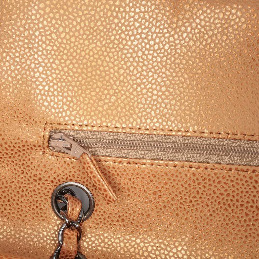Chanel Medium Classic Metallic Caviar Double Flap - Detail 2