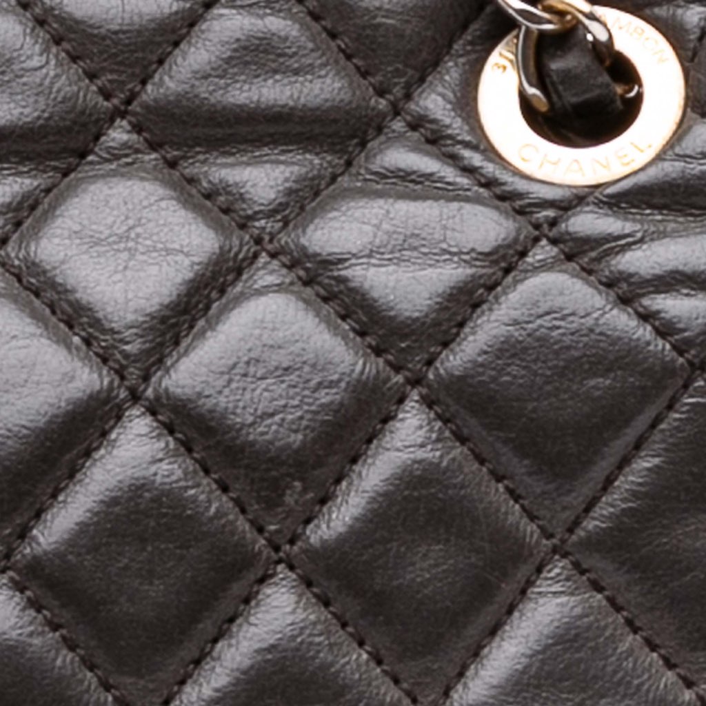 Chanel Quilted Calfskin Chic Quilt Flap - Detail 1