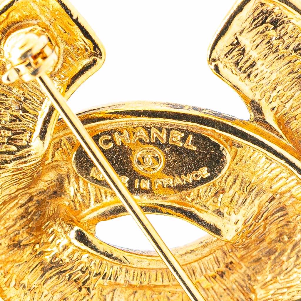 Chanel Gold Plated CC Quilted Brooch - Image 6