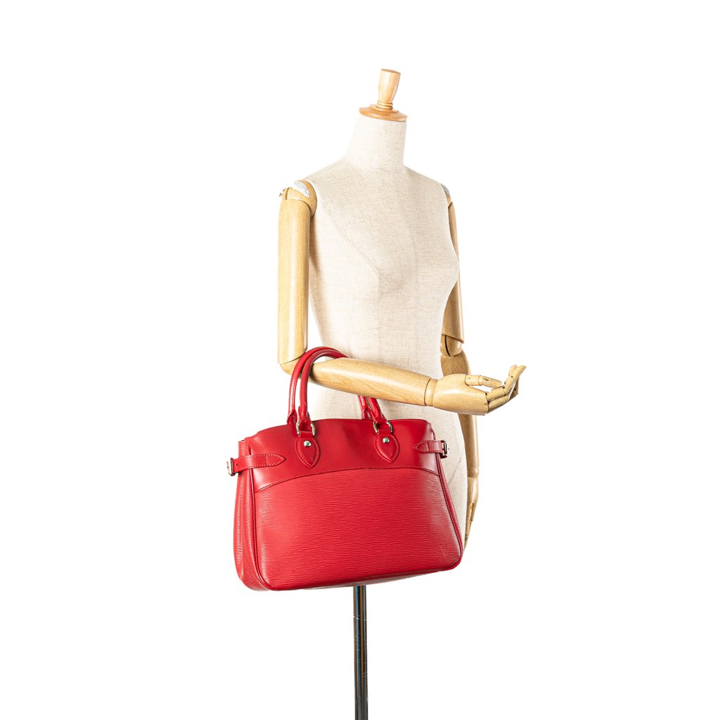 Louis Vuitton Epi Passy PM - Image 14