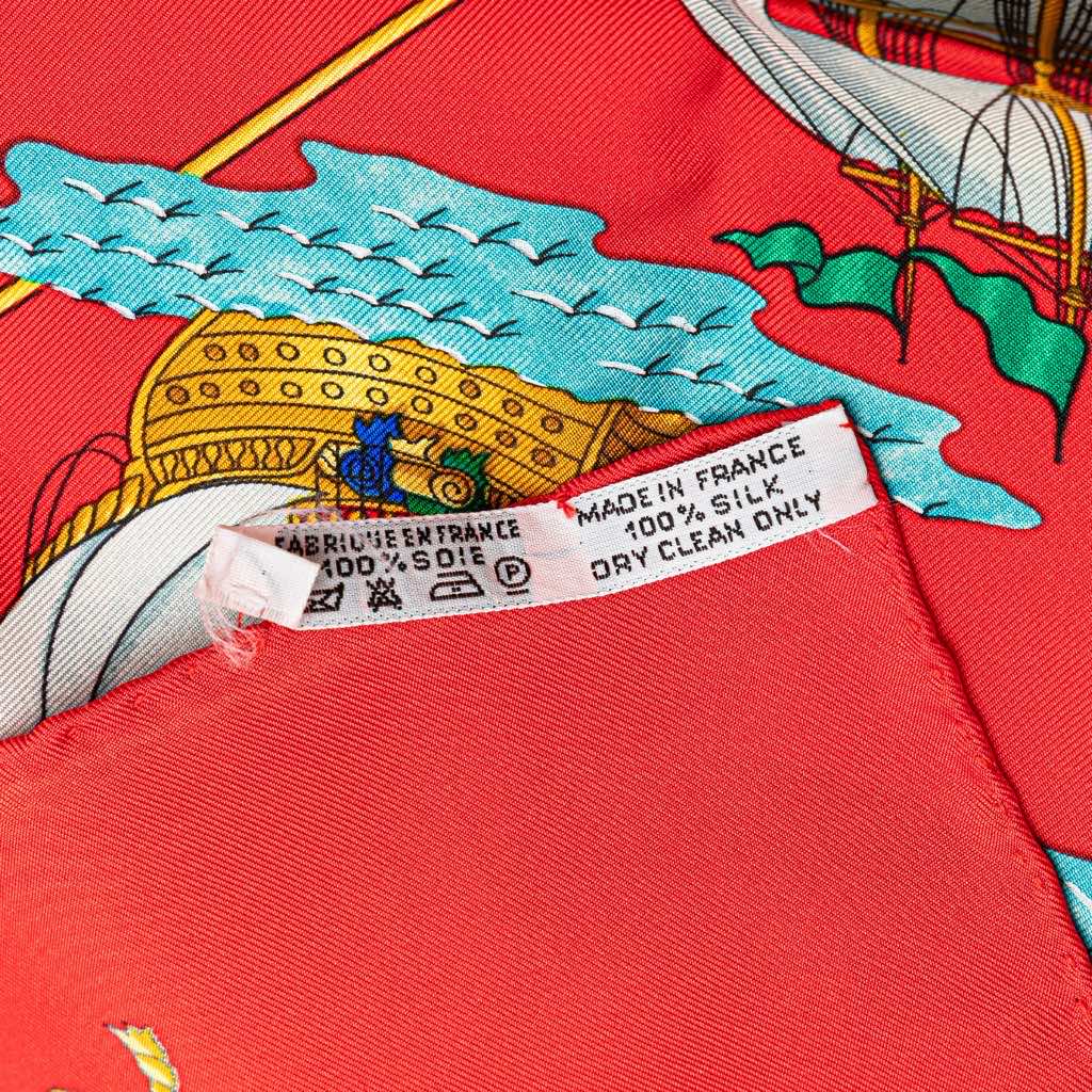 Hermès Voiles De Lumiere Silk Scarf - Image 6