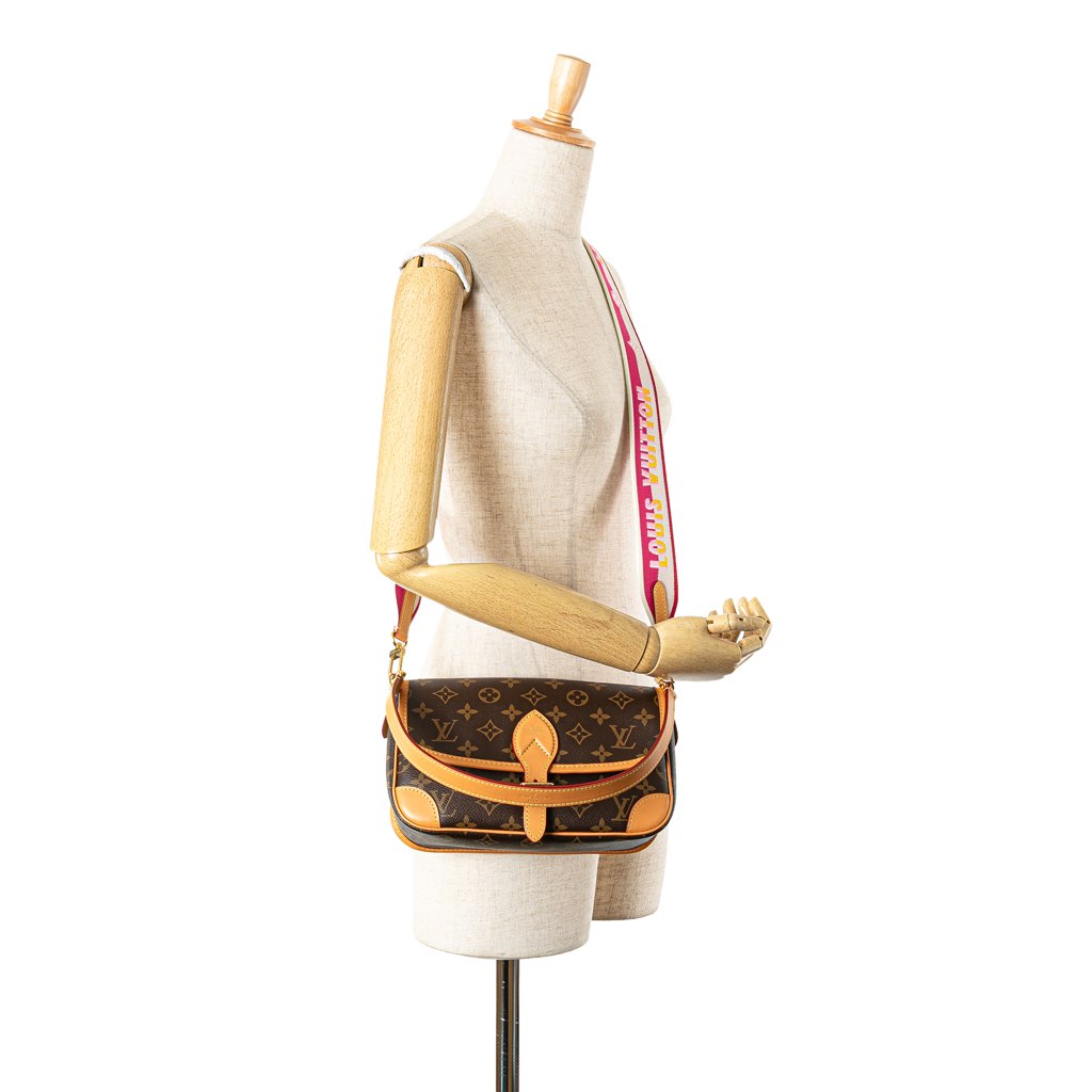 Louis Vuitton Monogram Diane - Image 13