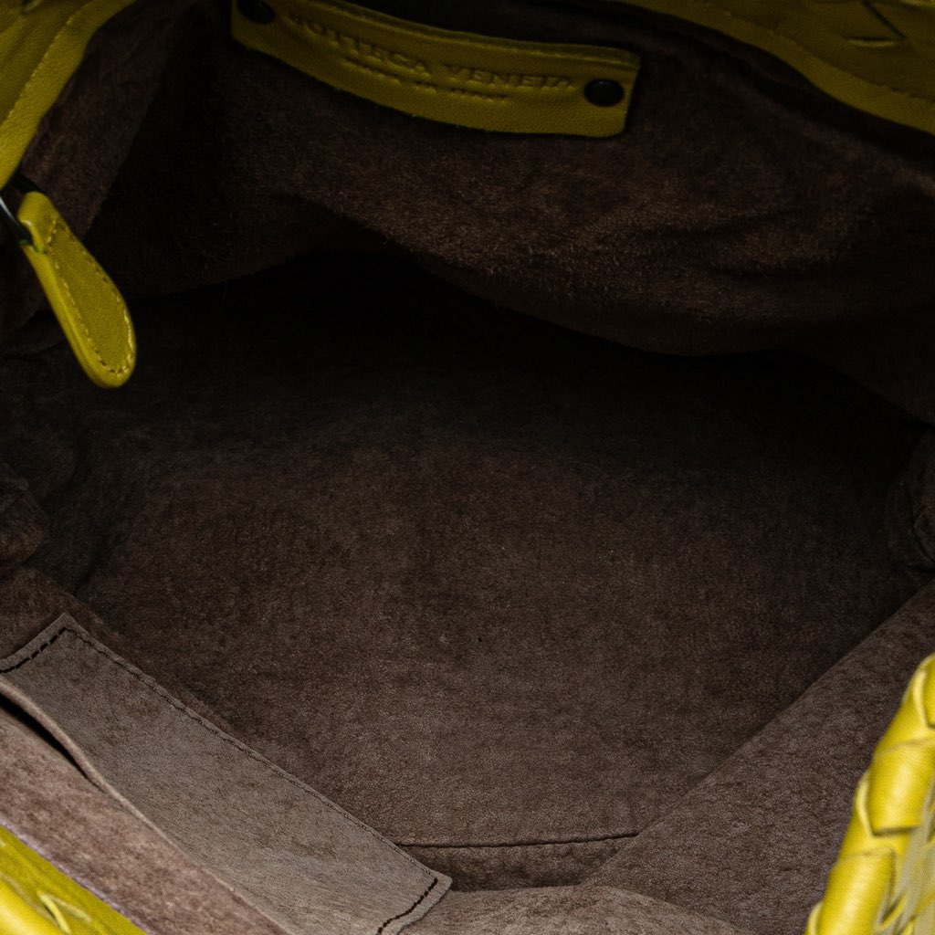 Bottega Veneta Nappa Intrecciato Bucket Bag - 4