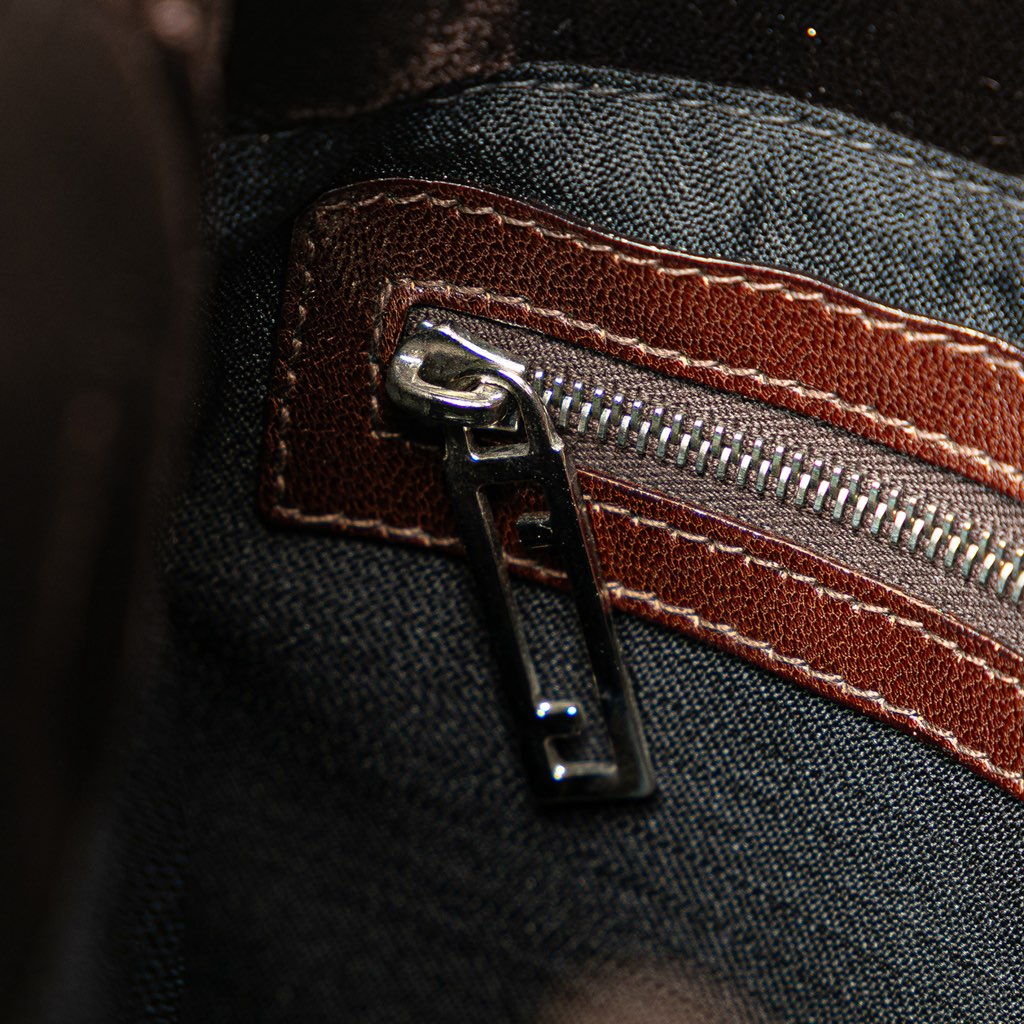 Fendi Velvet Shoulder Bag - Detail 2