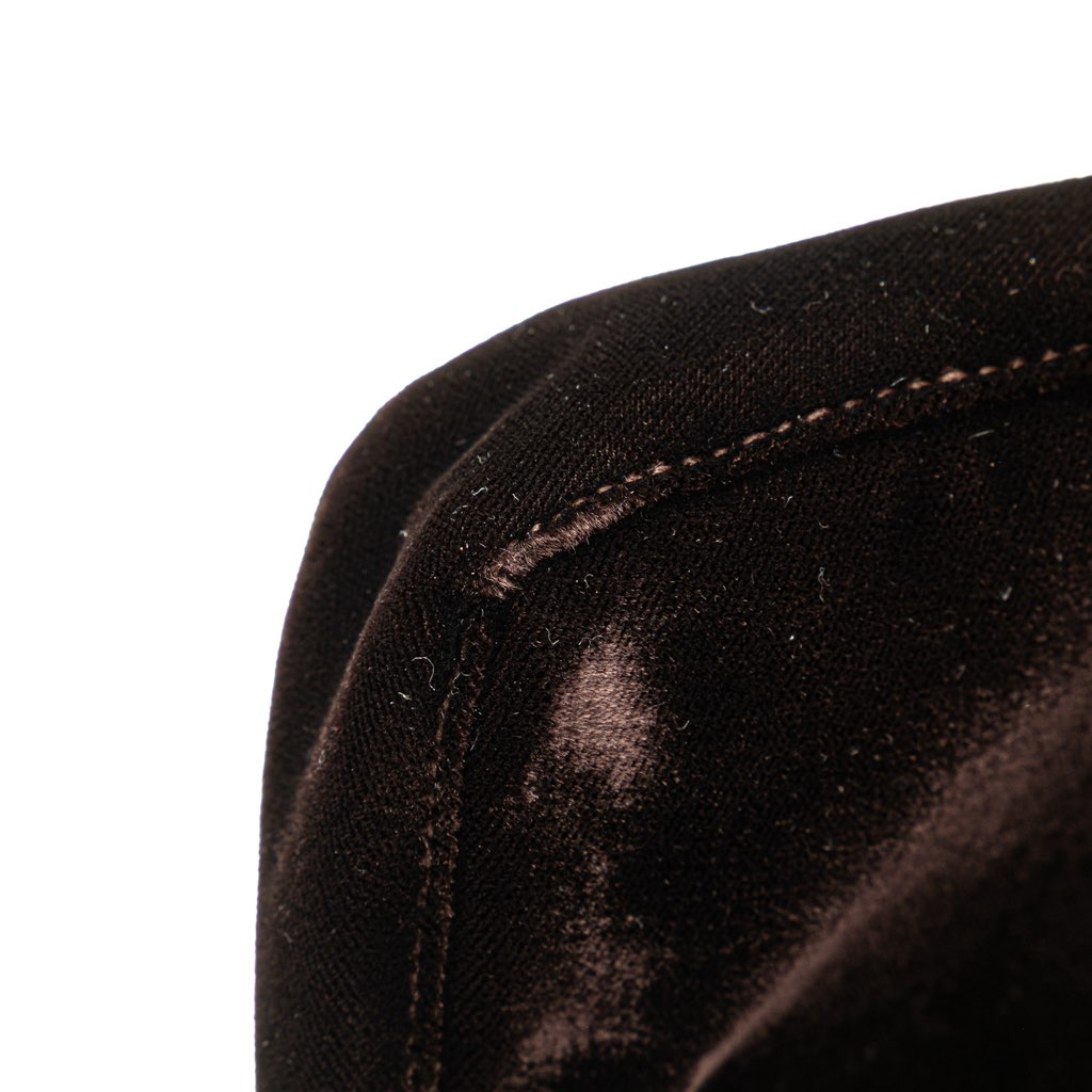 Fendi Velvet Shoulder Bag - Image 12