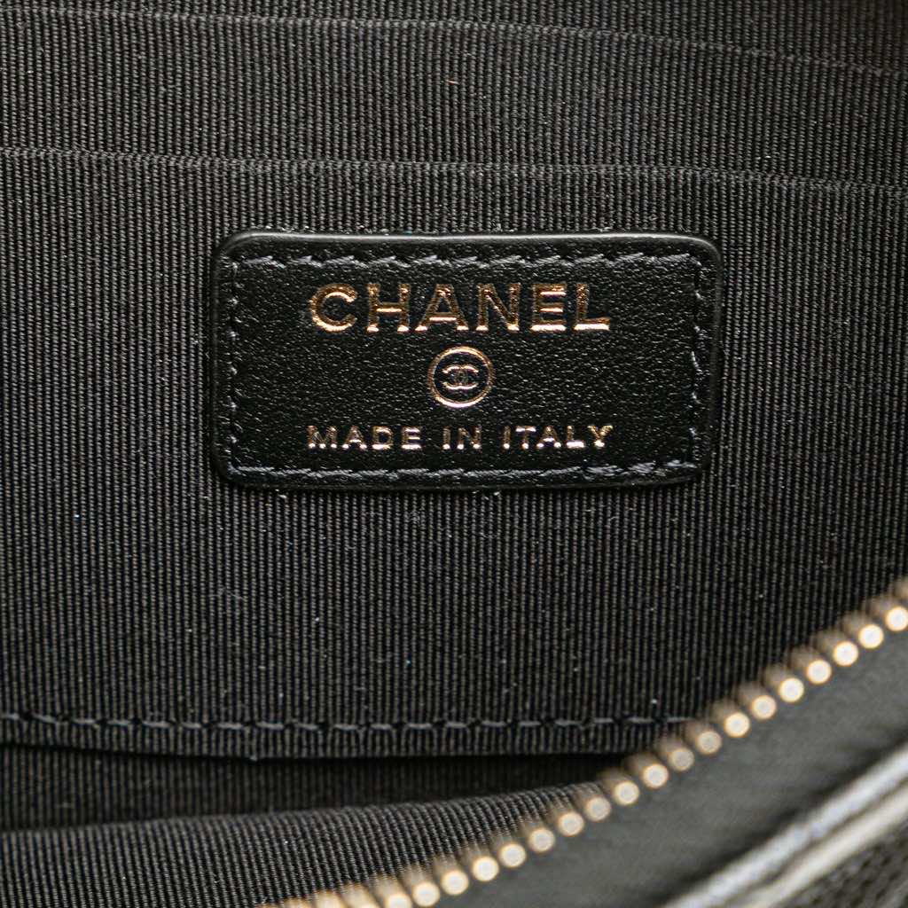 Chanel CC Quilted Caviar Card Holder - 5