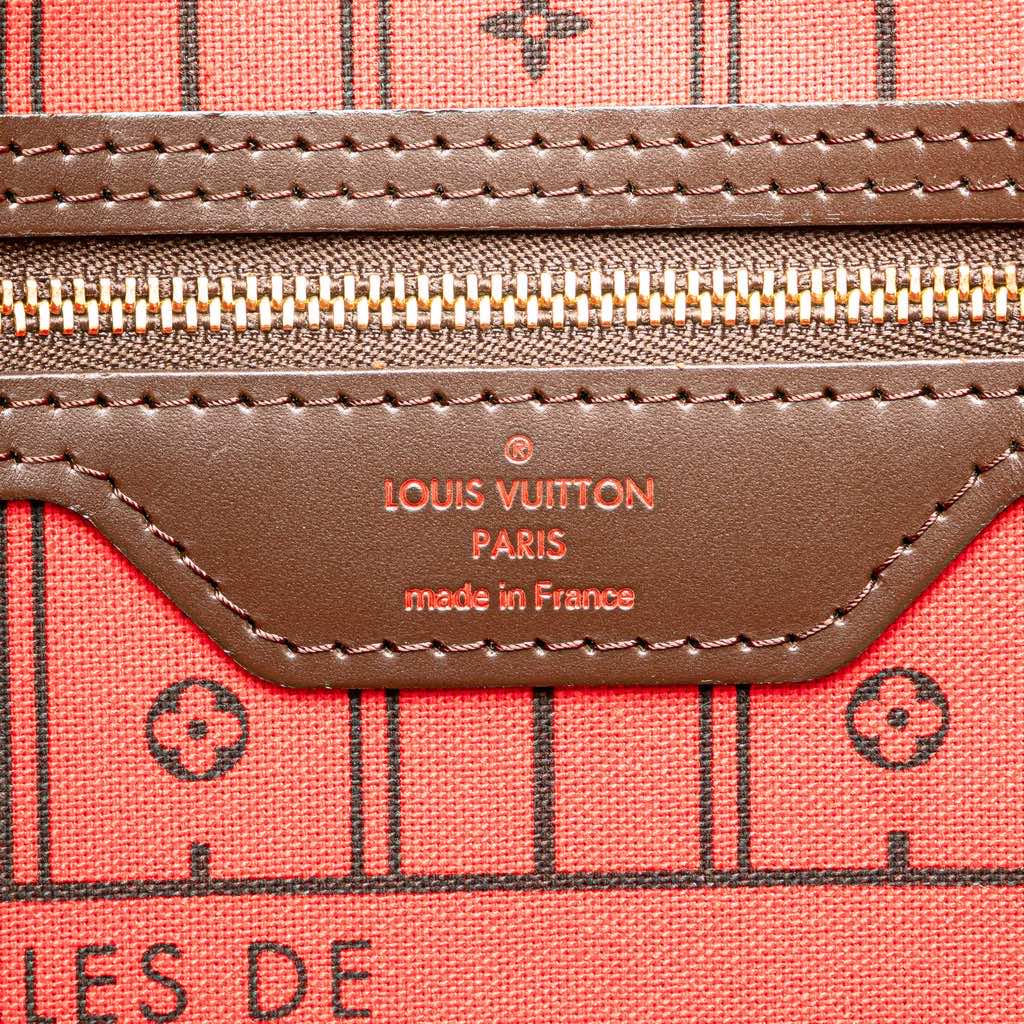 Louis Vuitton Damier Ebene Neverfull MM - Side view