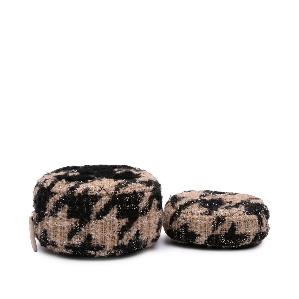 Chanel CC Quilted Tweed and Shearling Round Clutch With Chain - Image 6