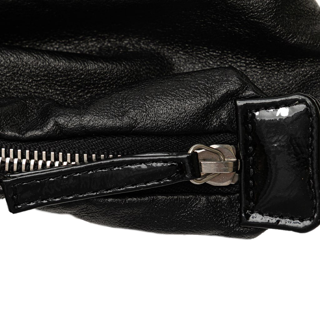 Chanel Patent Mademoiselle Lock Convertible Wrist Clutch - Detail 2