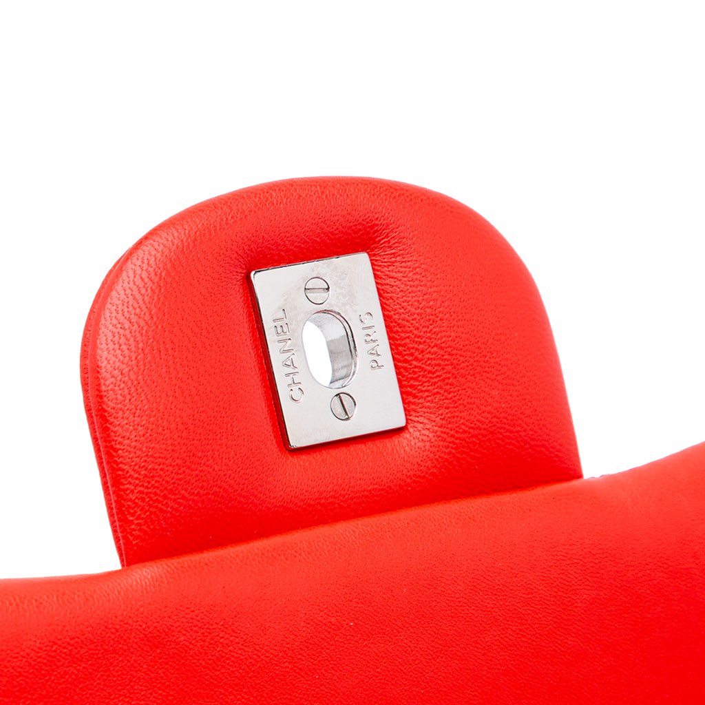 Chanel Jumbo Lambskin Easy Carry Flap Satchel - Detail 2