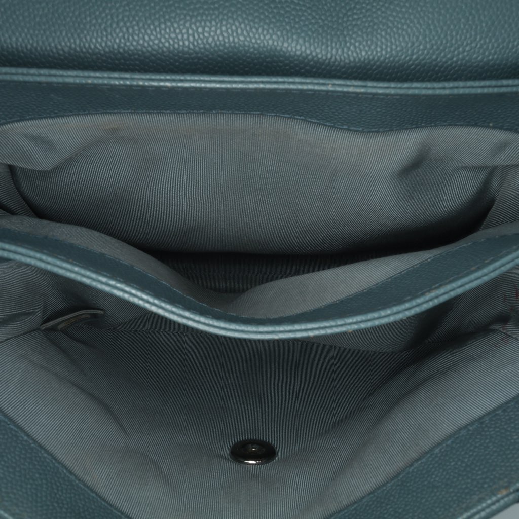 Chanel Medium Quilted Caviar Urban Companion Flap - 4