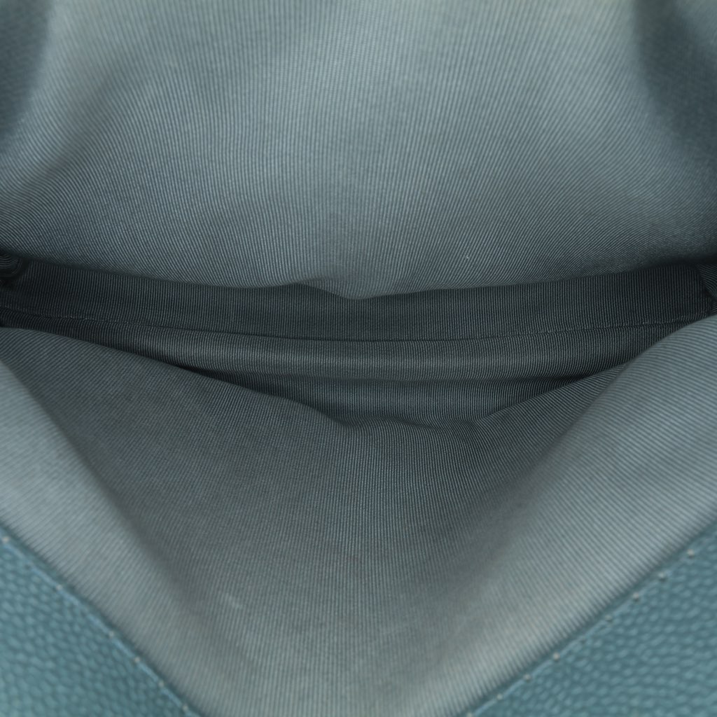 Chanel Medium Quilted Caviar Urban Companion Flap - Detail 1