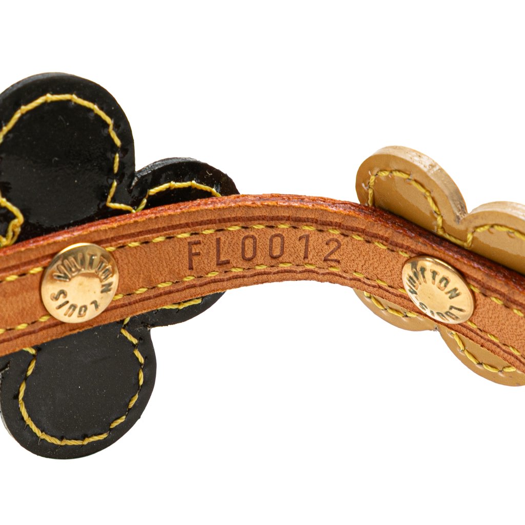 Louis Vuitton Leather Flower Lexington Choker - Image 6