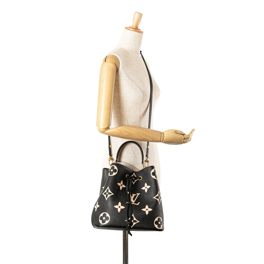 Louis Vuitton Monogram Giant Bicolor Empreinte Neonoe MM - Image 15