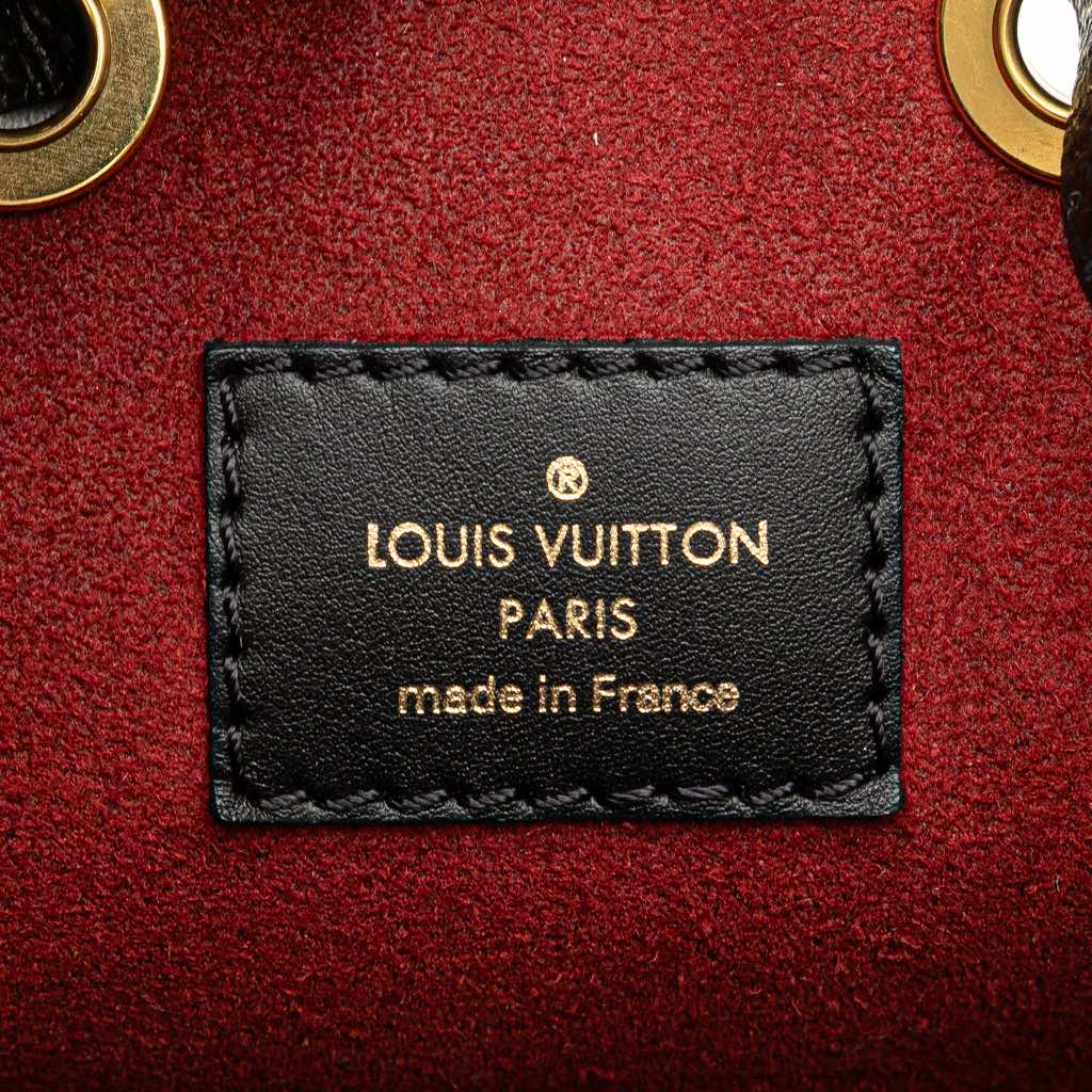 Louis Vuitton Monogram Giant Bicolor Empreinte Neonoe MM - Detail 1