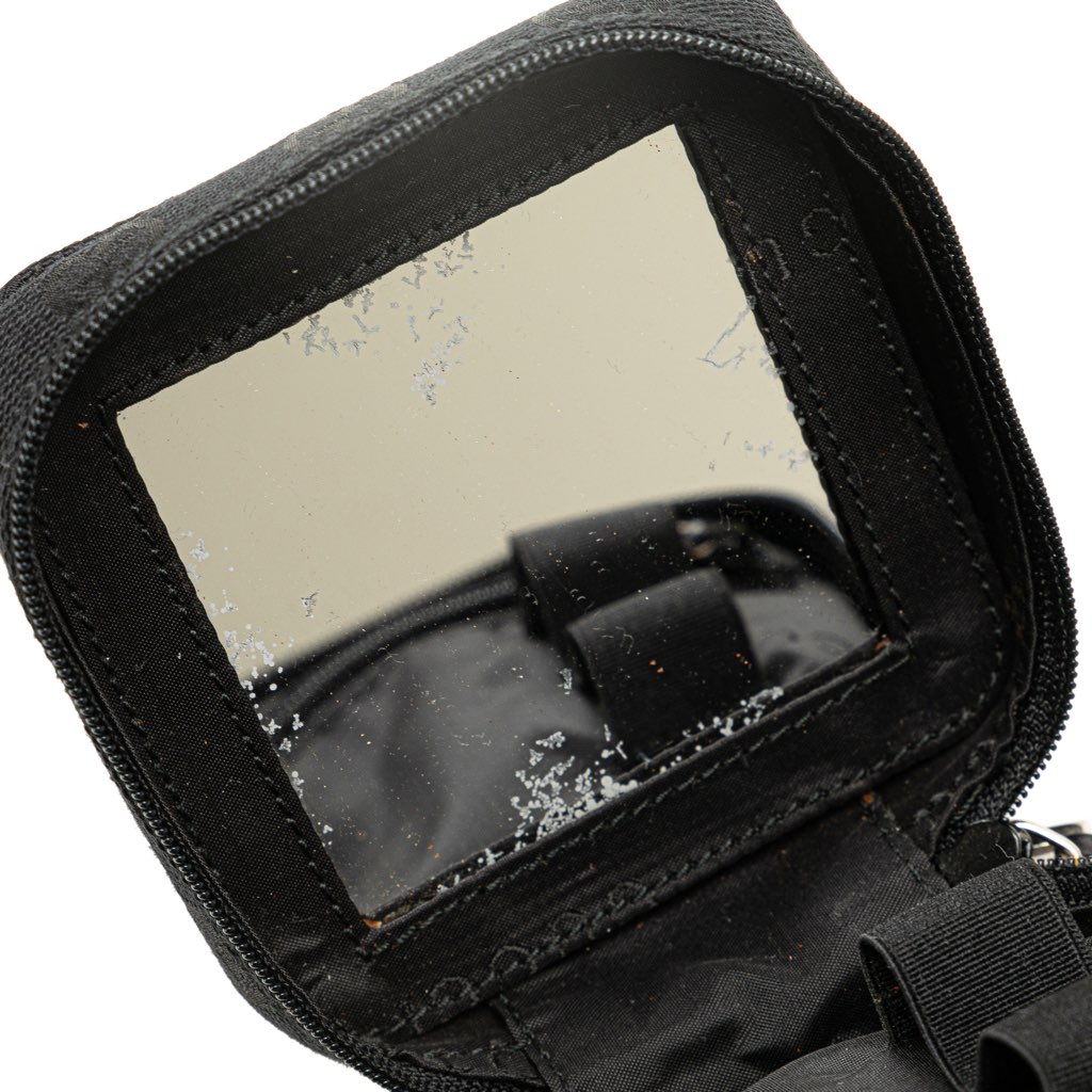 Gucci GG Canvas Cosmetic Pouch - Detail 2