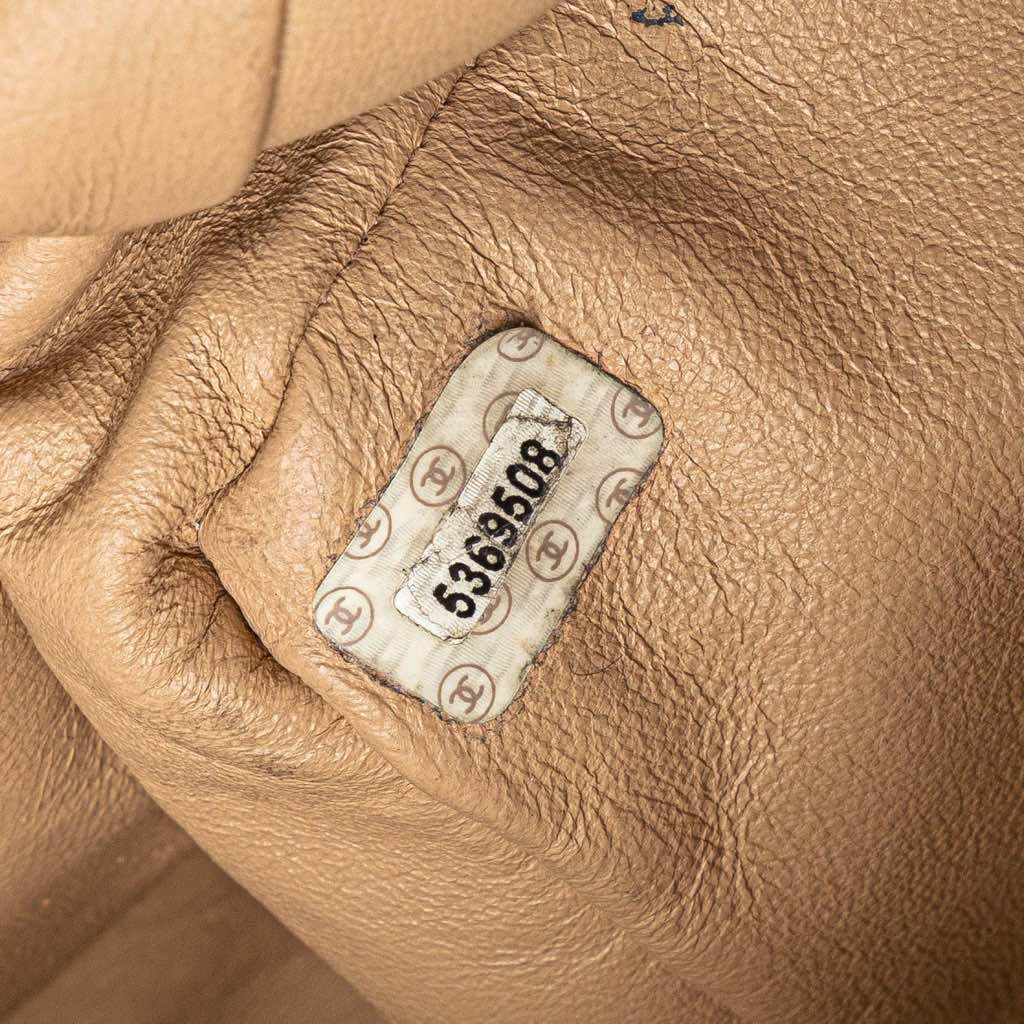 Chanel CC Lambskin Tote - Detail 2