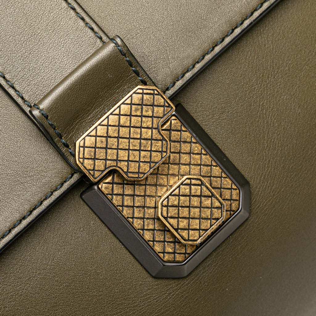 Bottega Veneta Medium Intrecciato Trimmed Nappa Piazza Satchel - Detail 2