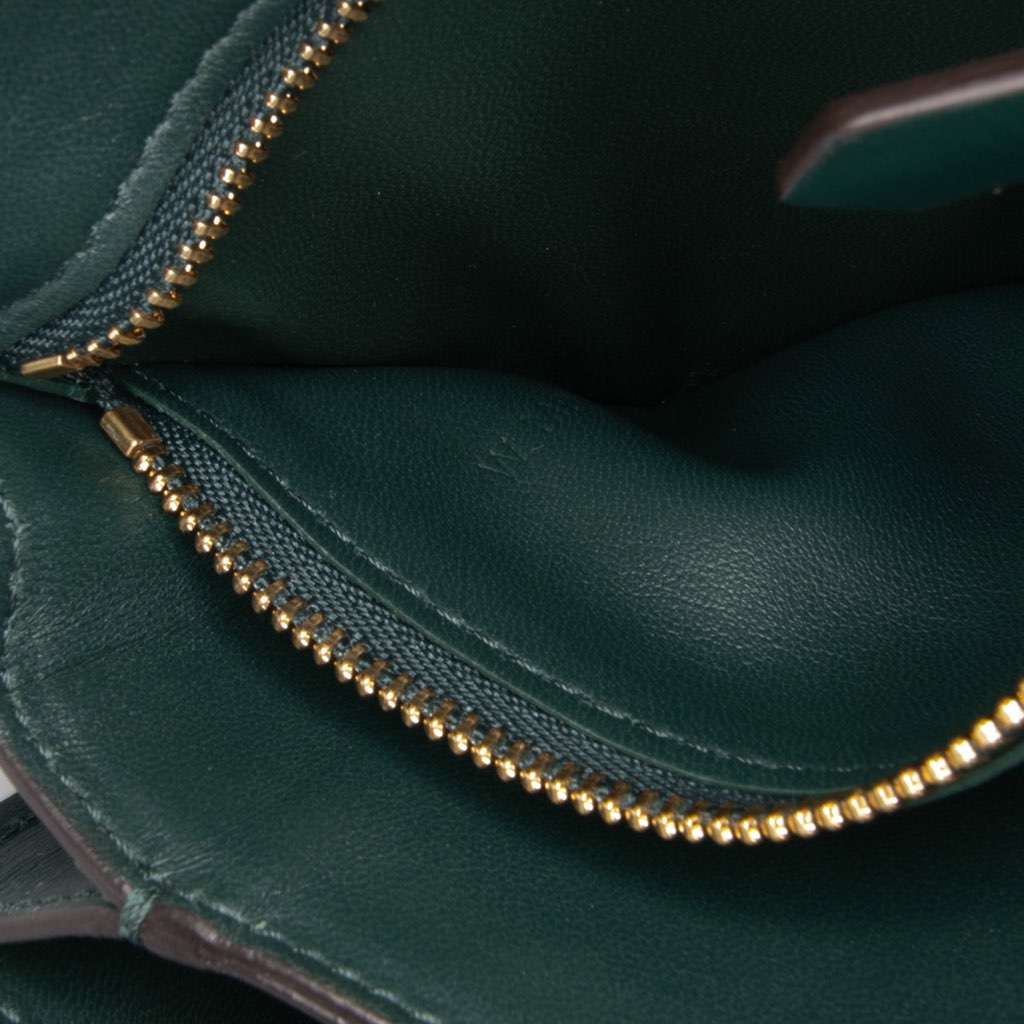 Celine Small Calfskin Classic Box - Detail 1