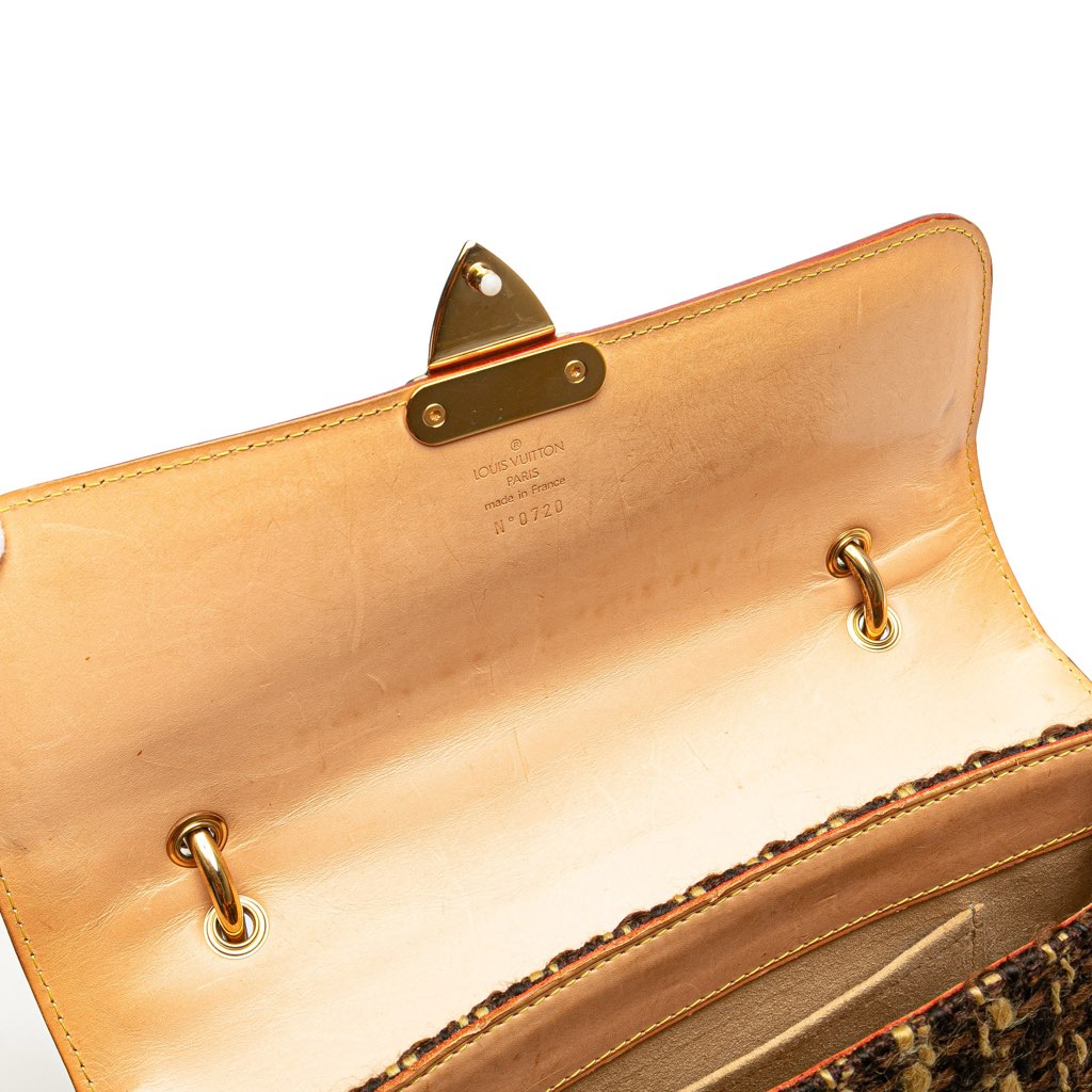 Louis Vuitton Limited Edition Monogram Vinyl Tweedy Rabat - Image 10