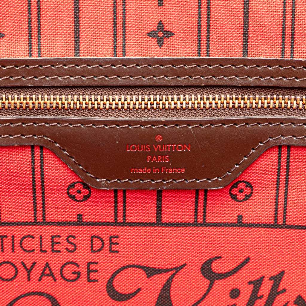 Louis Vuitton Damier Ebene Neverfull MM - Side view