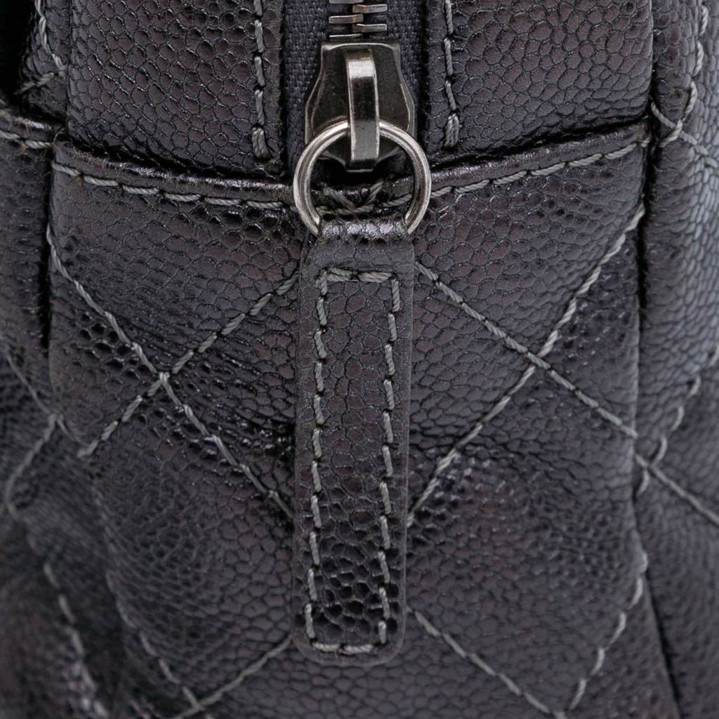 Chanel Jumbo Quilted Caviar Easy Flap - Image 10