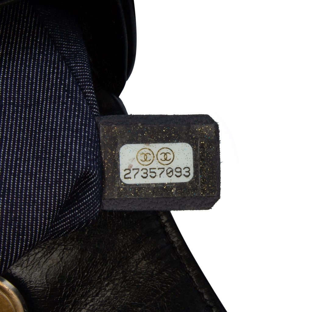 Chanel Crumpled Calfskin En Vogue Rope Flap - Side view