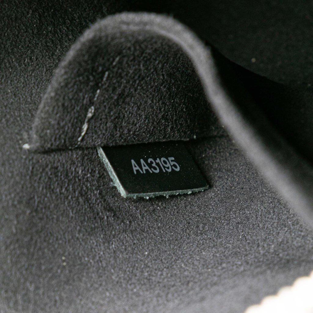 Louis Vuitton Epi Alma BB - Detail 1