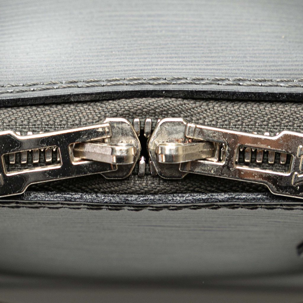 Louis Vuitton Epi Alma BB - Detail 2