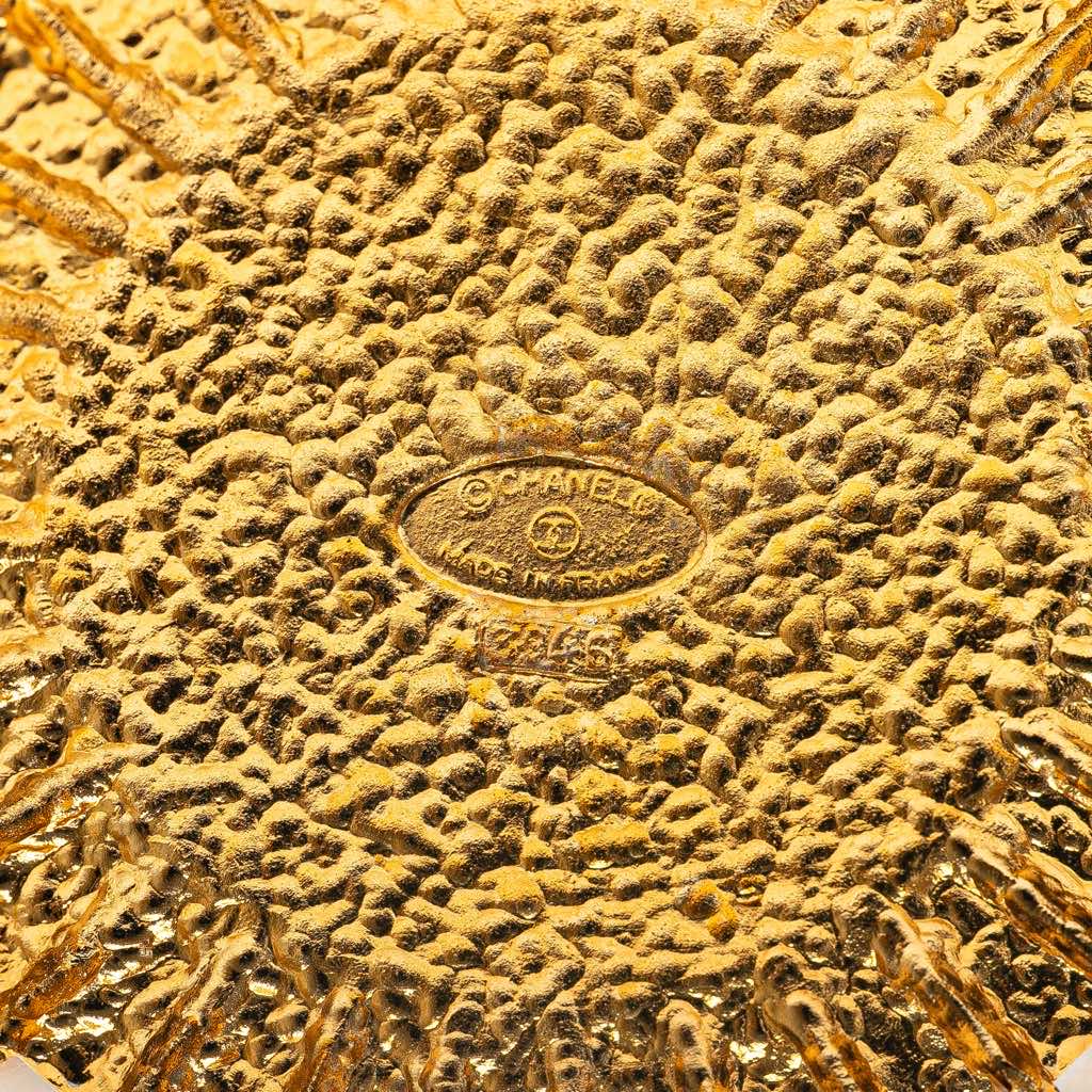 Chanel Gold Plated Medallion Coat of Arms Sunburst Pendant Necklace - 2