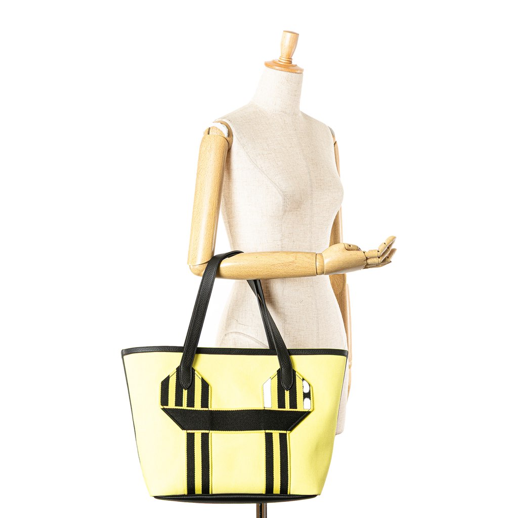 Hermès Toile Pursangle Tote - Image 12